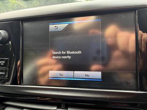 Peugeot 2008 1.6 e-HDi Allure EGC Euro 5 (s/s) 5dr - U165