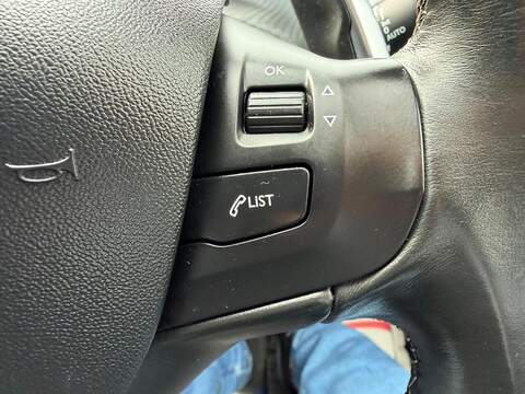 Peugeot 2008 1.6 e-HDi Allure EGC Euro 5 (s/s) 5dr - U165