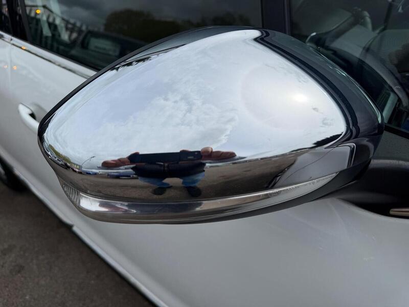 Peugeot 2008 1.6 e-HDi Allure EGC Euro 5 (s/s) 5dr - U165