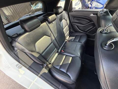 Mercedes-Benz B Class 1.8 B200 CDI Sport 7G-DCT Euro 5 (s/s) 5dr - U170
