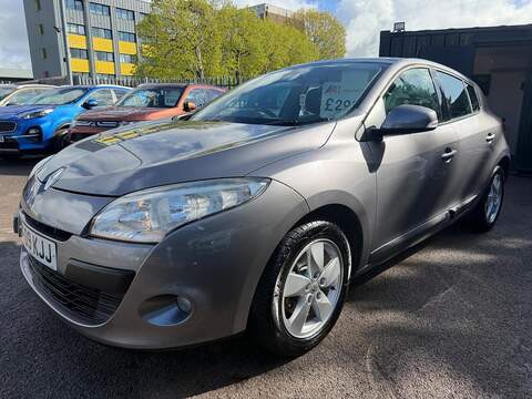 Renault Megane 1.6 16V Dynamique Euro 5 5dr - U172