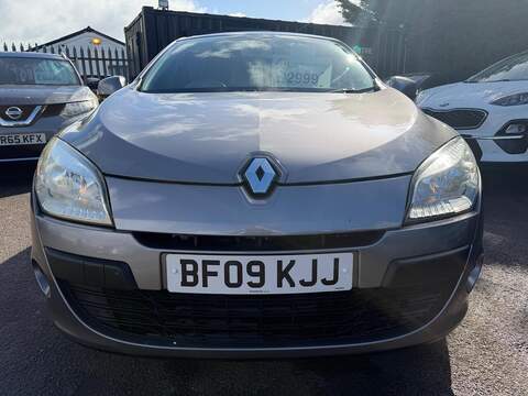 Renault Megane 1.6 16V Dynamique Euro 5 5dr - U172