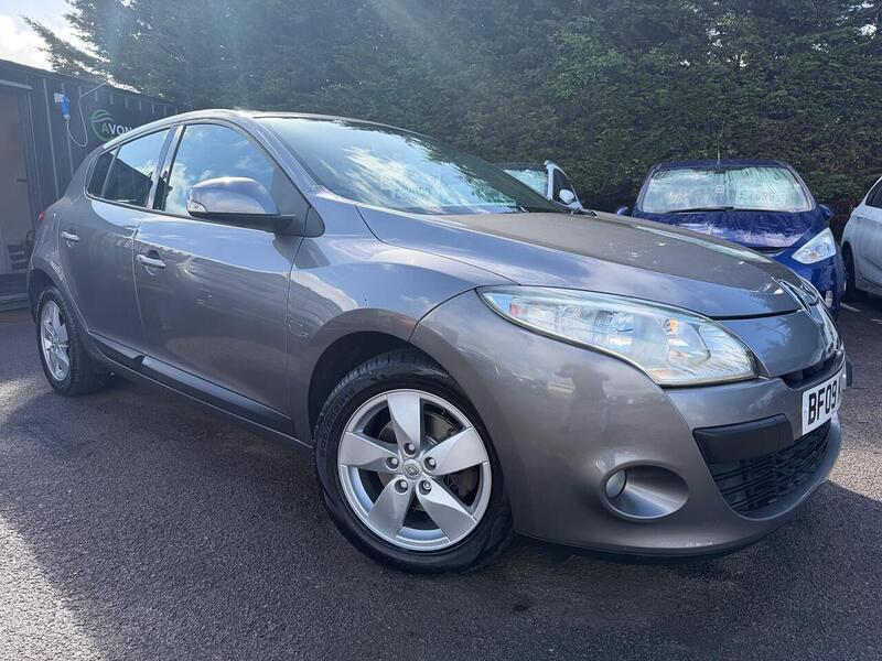Renault Megane 1.6 16V Dynamique Euro 5 5dr - U172