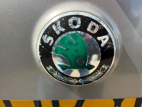 Skoda Roomster 1.6 2 5dr - U173