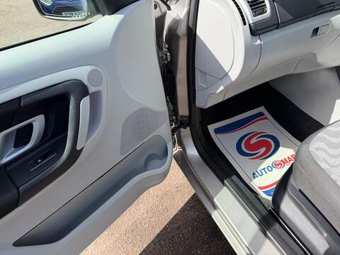 Skoda Roomster 1.6 2 5dr - U173