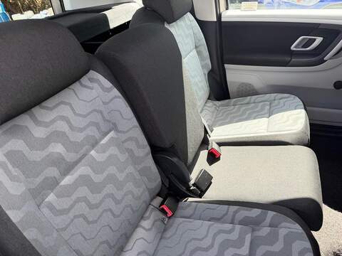 Skoda Roomster 1.6 2 5dr - U173