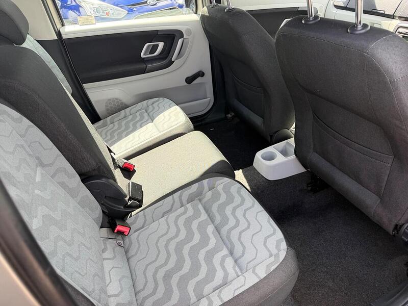 Skoda Roomster 1.6 2 5dr - U173