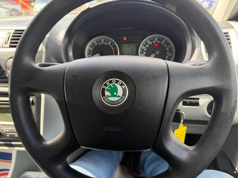 Skoda Roomster 1.6 2 5dr - U173