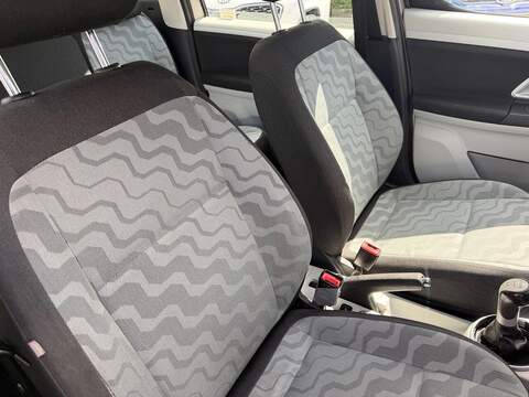 Skoda Roomster 1.6 2 5dr - U173
