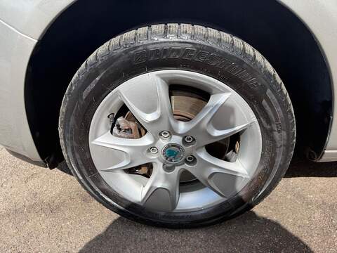 Skoda Roomster 1.6 2 5dr - U173
