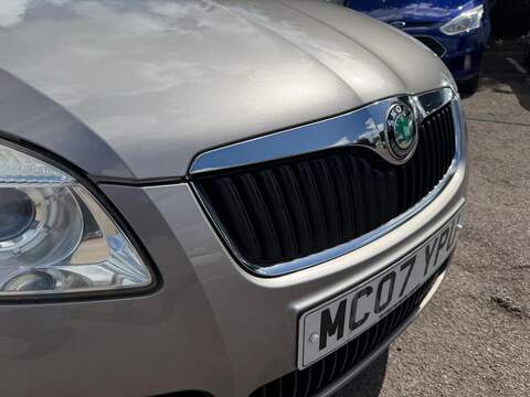Skoda Roomster 1.6 2 5dr - U173