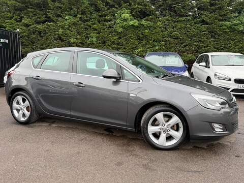 Vauxhall Astra ADAM S Hatchback 1 Manual Petrol