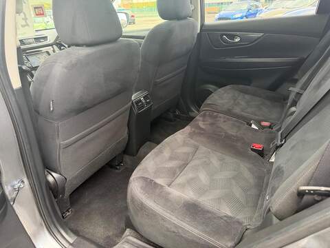 Nissan X-Trail 1.6 dCi n-tec Euro 6 (s/s) 5dr - U176