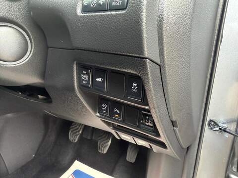 Nissan X-Trail 1.6 dCi n-tec Euro 6 (s/s) 5dr - U176
