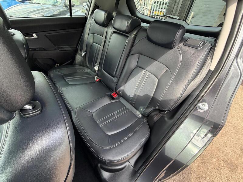 Kia Sportage 2.0 CRDi KX-3 AWD Euro 5 5dr - U180