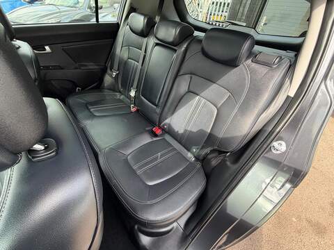 Kia Sportage 2.0 CRDi KX-3 AWD Euro 5 5dr - U180