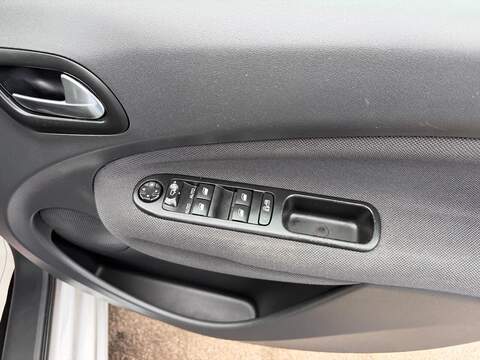Citroen C3 Picasso 1.2 PureTech Edition Euro 6 5dr - U181
