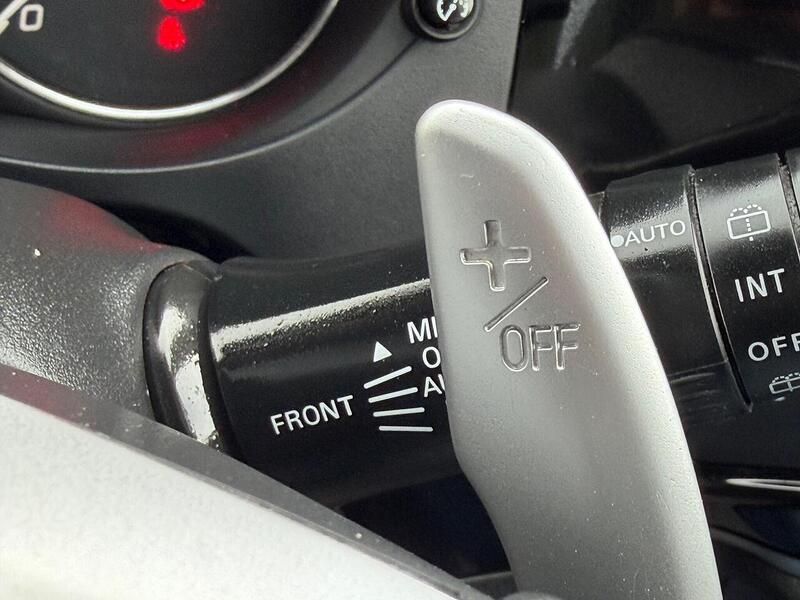 Mitsubishi Outlander 2.2 DI-D GX4 Auto 4WD Euro 5 (s/s) 5dr - U186