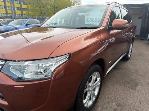 Mitsubishi Outlander 2.2 DI-D GX4 Auto 4WD Euro 5 (s/s) 5dr - U186