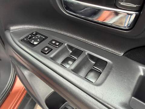 Mitsubishi Outlander 2.2 DI-D GX4 Auto 4WD Euro 5 (s/s) 5dr - U186