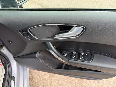 Audi A1 1.4 TFSI CoD S line Sportback Euro 6 (s/s) 5dr - U194