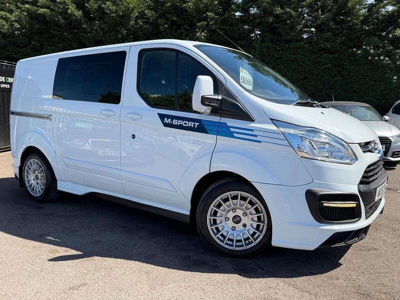 Ford Transit Custom 2.2 TDCi 290 Limited Combi Van 6dr Diesel Manual L1 H1 (191 g/km, 153 bhp) - U197