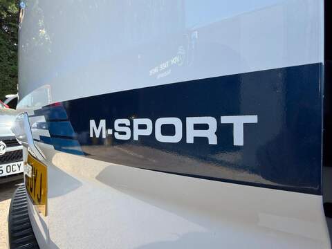 Ford Transit Custom 2.2 TDCi 290 Limited Combi Van 6dr Diesel Manual L1 H1 (191 g/km, 153 bhp) - U197