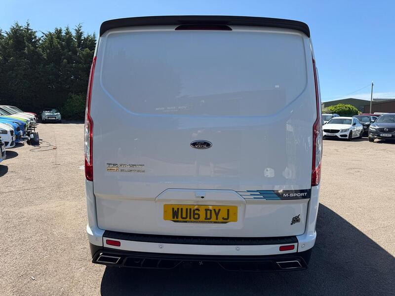 Ford Transit Custom 2.2 TDCi 290 Limited Combi Van 6dr Diesel Manual L1 H1 (191 g/km, 153 bhp) - U197