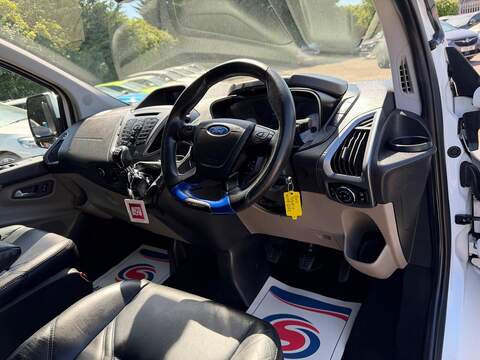 Ford Transit Custom 2.2 TDCi 290 Limited Combi Van 6dr Diesel Manual L1 H1 (191 g/km, 153 bhp) - U197