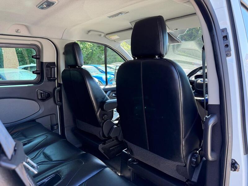 Ford Transit Custom 2.2 TDCi 290 Limited Combi Van 6dr Diesel Manual L1 H1 (191 g/km, 153 bhp) - U197