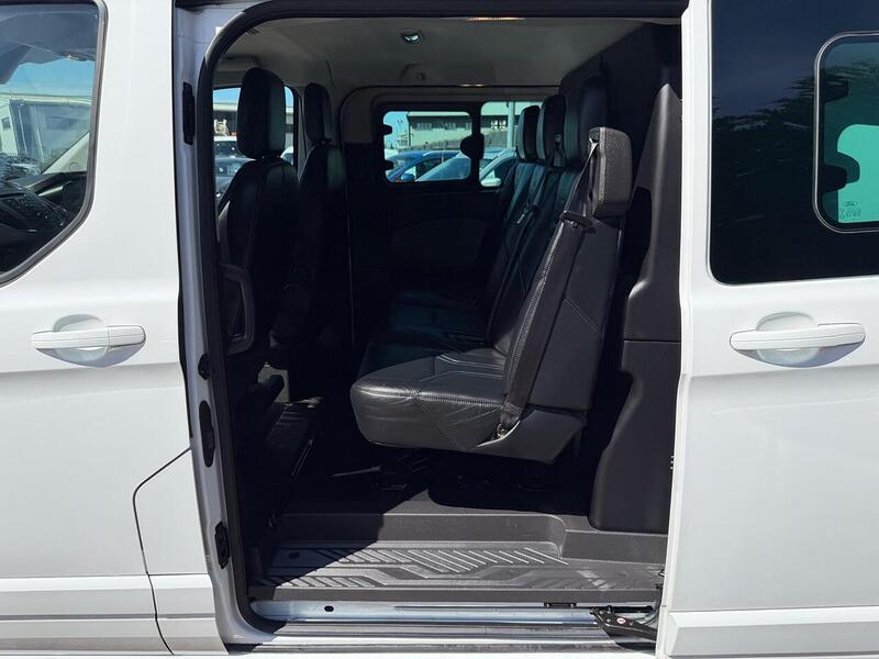 Ford Transit Custom 2.2 TDCi 290 Limited Combi Van 6dr Diesel Manual L1 H1 (191 g/km, 153 bhp) - U197