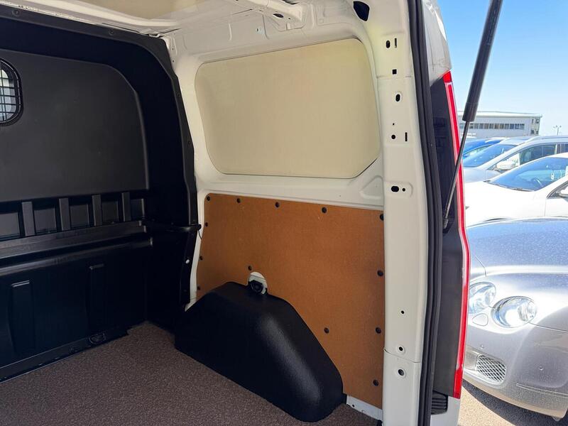 Ford Transit Custom 2.2 TDCi 290 Limited Combi Van 6dr Diesel Manual L1 H1 (191 g/km, 153 bhp) - U197