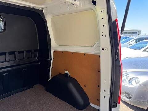 Ford Transit Custom 2.2 TDCi 290 Limited Combi Van 6dr Diesel Manual L1 H1 (191 g/km, 153 bhp) - U197