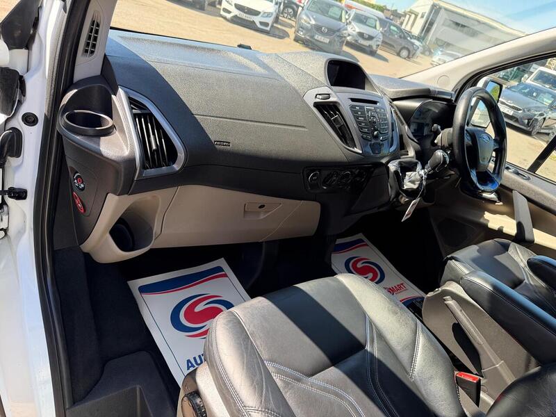 Ford Transit Custom 2.2 TDCi 290 Limited Combi Van 6dr Diesel Manual L1 H1 (191 g/km, 153 bhp) - U197