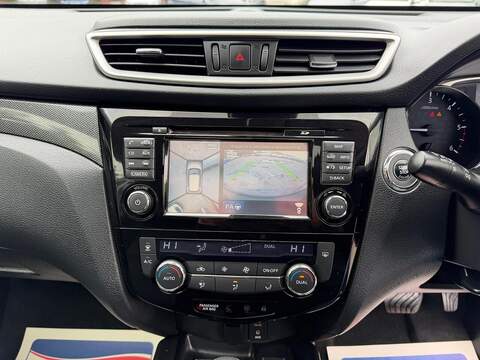 Nissan X-Trail 1.6 dCi Tekna XTRON Euro 5 (s/s) 5dr - U205