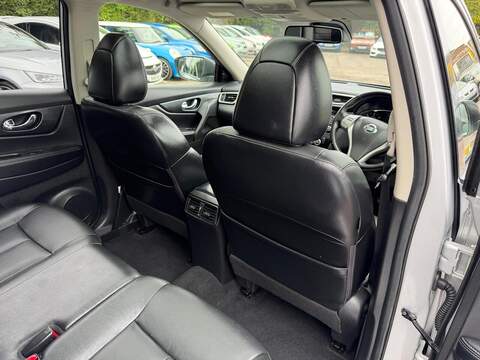 Nissan X-Trail 1.6 dCi Tekna XTRON Euro 5 (s/s) 5dr - U205