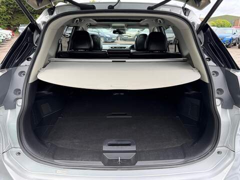 Nissan X-Trail 1.6 dCi Tekna XTRON Euro 5 (s/s) 5dr - U205