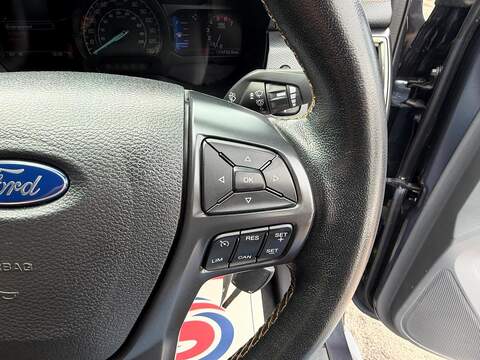 Ford Ranger 3.2 TDCi Wildtrak Auto 4WD Euro 5 4dr - U211
