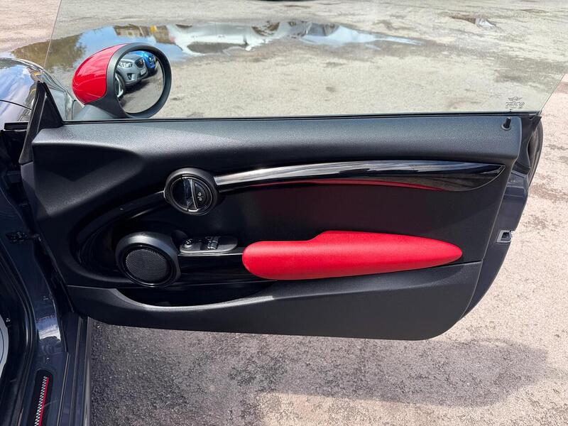 MINI Hatch 2.0 John Cooper Works Euro 6 (s/s) 3dr - U212