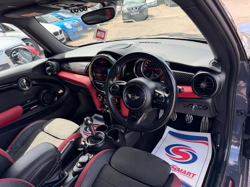 MINI Hatch 2.0 John Cooper Works Euro 6 (s/s) 3dr - U212