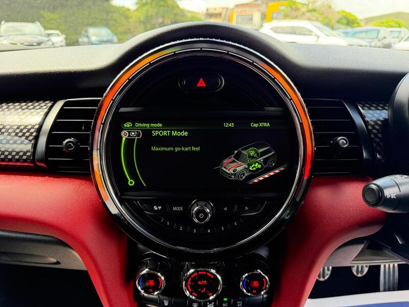 MINI Hatch 2.0 John Cooper Works Euro 6 (s/s) 3dr - U212