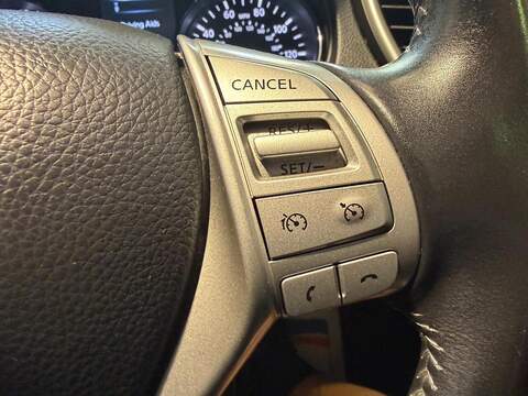 Nissan Qashqai 1.5 dCi N-Connecta 2WD Euro 6 (s/s) 5dr - U215