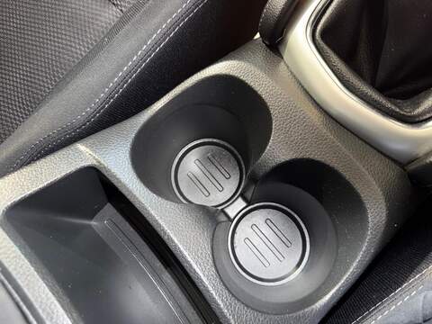 Nissan Qashqai 1.5 dCi N-Connecta 2WD Euro 6 (s/s) 5dr - U215