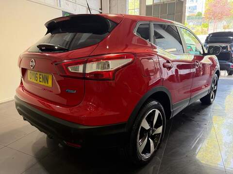 Nissan Qashqai 1.5 dCi N-Connecta 2WD Euro 6 (s/s) 5dr - U215