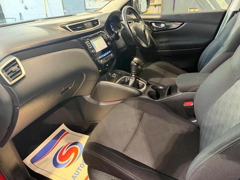 Nissan Qashqai 1.5 dCi N-Connecta 2WD Euro 6 (s/s) 5dr - U215