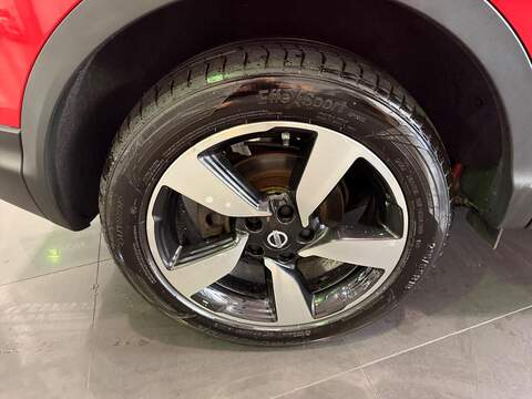 Nissan Qashqai 1.5 dCi N-Connecta 2WD Euro 6 (s/s) 5dr - U215