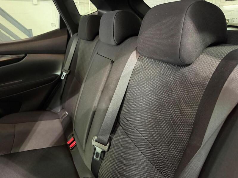 Nissan Qashqai 1.5 dCi N-Connecta 2WD Euro 6 (s/s) 5dr - U215