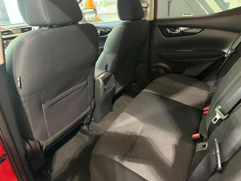 Nissan Qashqai 1.5 dCi N-Connecta 2WD Euro 6 (s/s) 5dr - U215