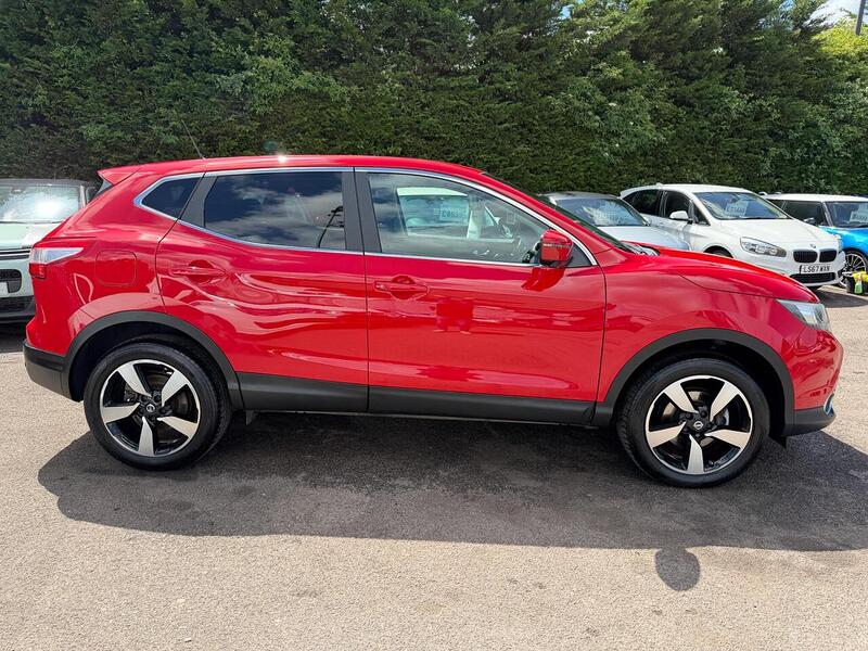 Nissan Qashqai 1.5 dCi N-Connecta 2WD Euro 6 (s/s) 5dr - U215