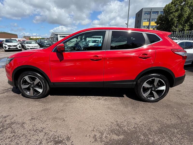 Nissan Qashqai 1.5 dCi N-Connecta 2WD Euro 6 (s/s) 5dr - U215